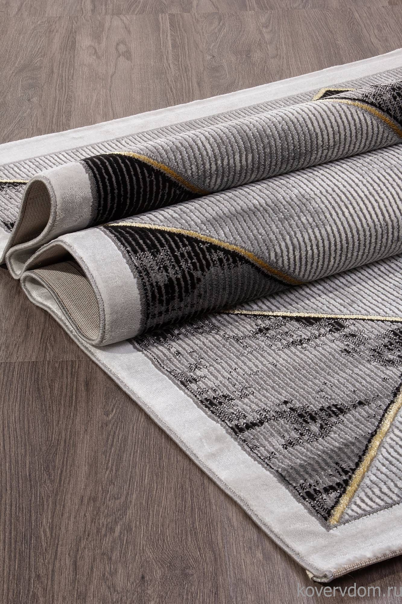 Ковер OMEGA 04483G GOLD / GOLD Ковер OMEGA 04483G GOLD / GOLD