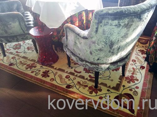 Ковер в зал ресторана