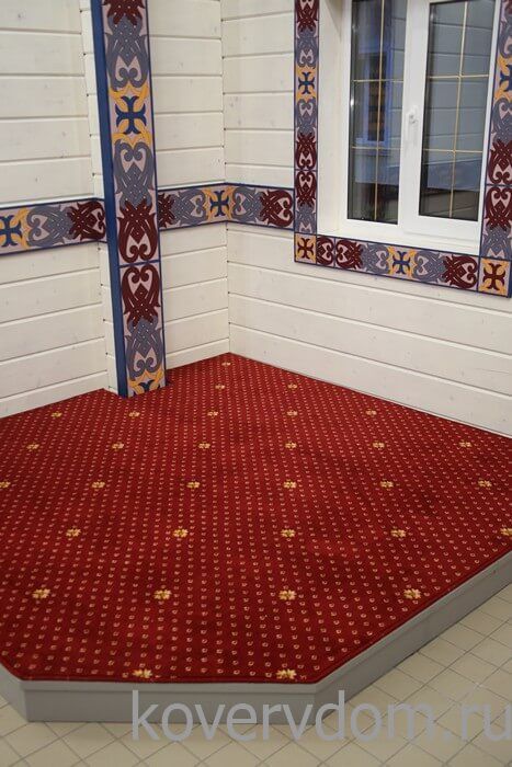 Полушерстяное ковровое покрытие с укладкой в храм