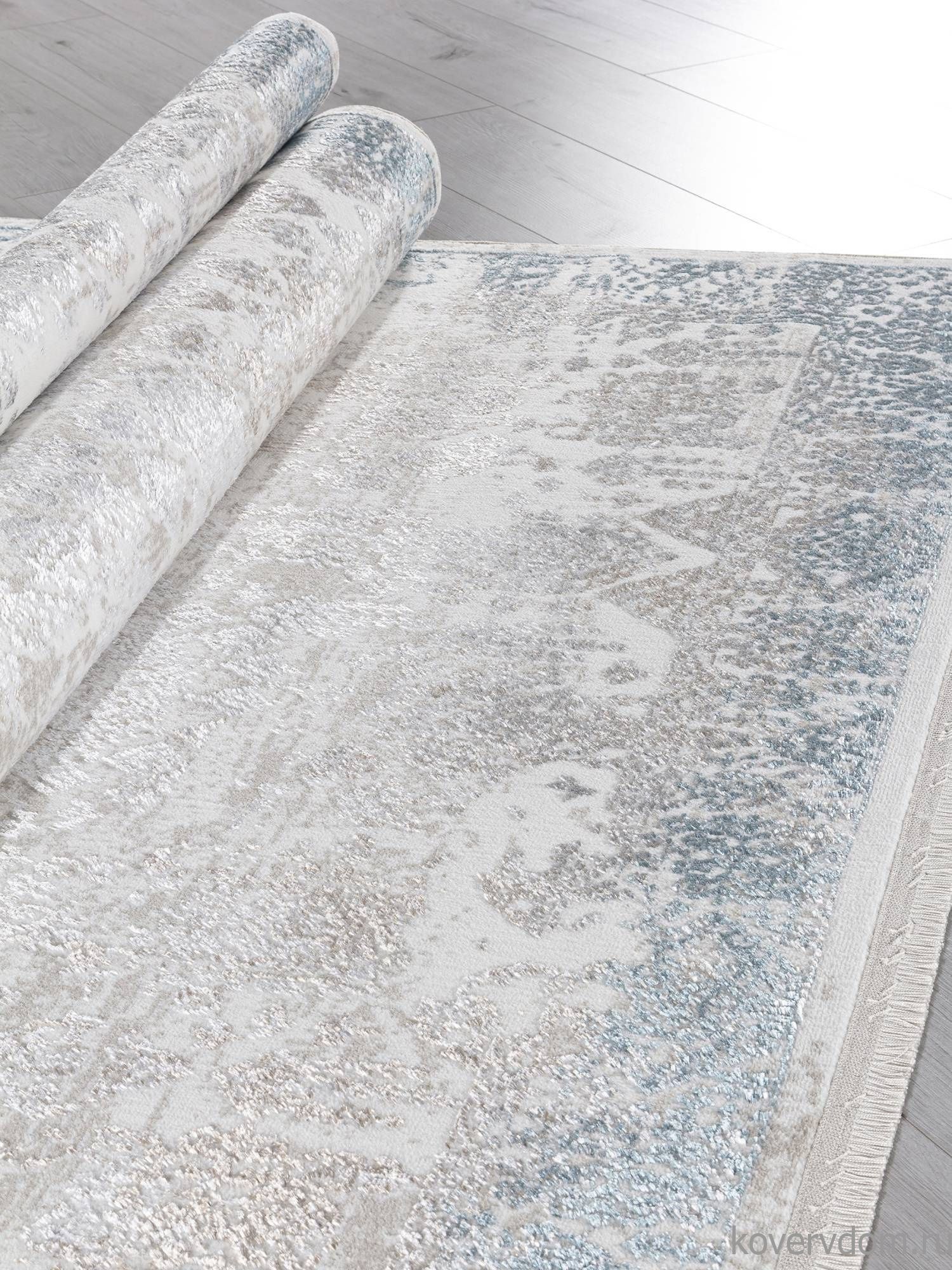 Ковер EFSAN L252A CREAM SHRINK / BLUE FDY Ковер EFSAN L252A CREAM SHRINK / BLUE FDY